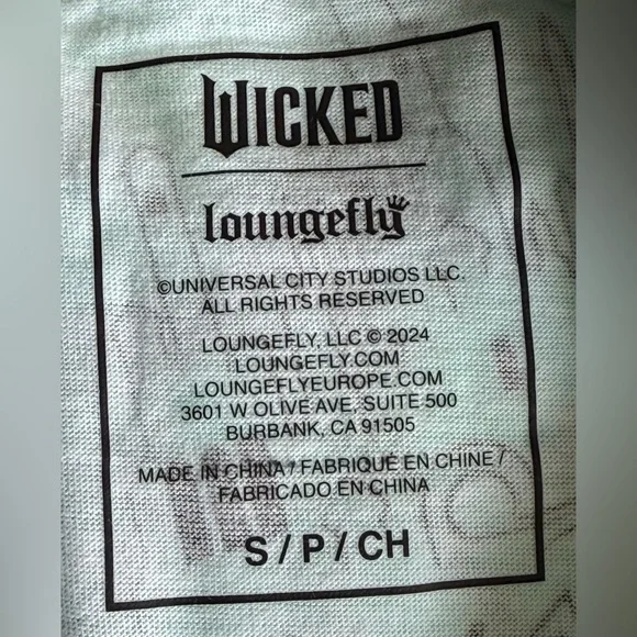 Loungefly WICKED Unisex Ringer Graphic Tee Shirt Size S 2X 3X NWT Elphaba Glinda - Picture 6 of 10